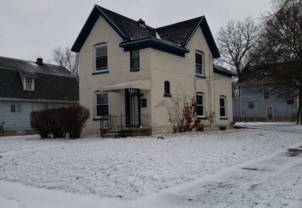 333 Bingham St, Unit 2 in Lansing, MI - Building Photo