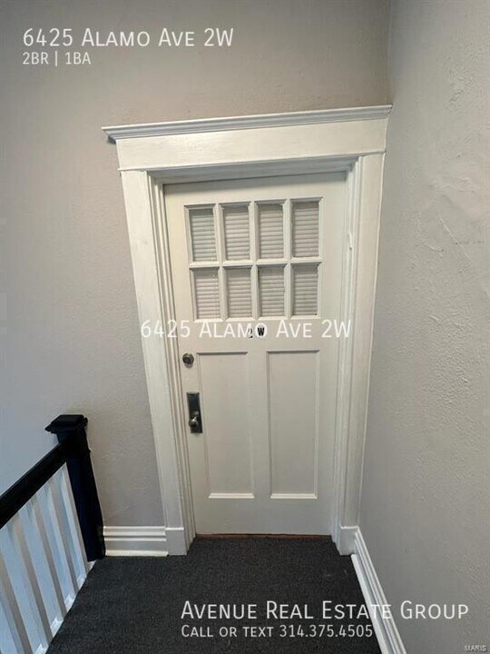 6425 Alamo Ave in Clayton, MO - Building Photo