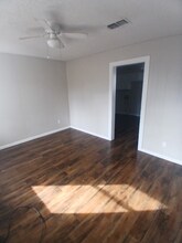 106 S Davis St, Unit 2E in New Boston, TX - Building Photo - Building Photo