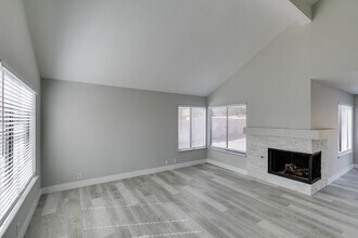 91 Trevor Dr in Henderson, NV - Building Photo - Building Photo