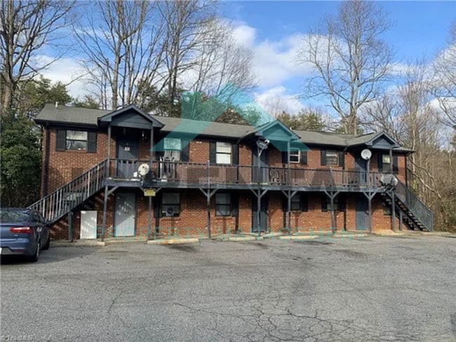 property at 2401 Markwood Ln SE