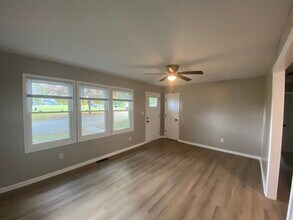 2932 W 11th St in Indianapolis, IN - Building Photo - Building Photo