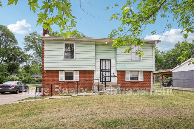 144 Airport Rd in Clarksville, TN - Building Photo - Building Photo