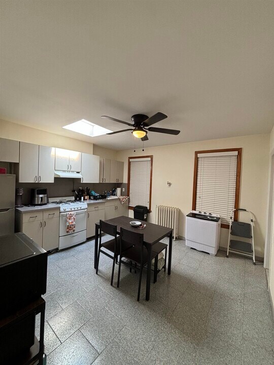 513 Willow Ave in Hoboken, NJ - Building Photo