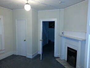 1206 W Florida St in Greensboro, NC - Building Photo - Building Photo