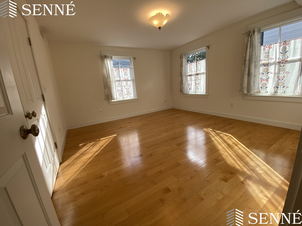 267 Norfolk St, Unit 1 in Cambridge, MA - Building Photo