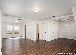 742 Pinafore St in San Antonio, TX - Building Photo - Building Photo