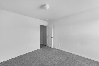 12998 Sorrento Bay Dr in Willis, TX - Building Photo - Building Photo