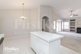 3331 N Diamond Butte Way in Tucson, AZ - Building Photo - Building Photo
