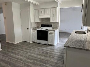 1022 Misty Way in Garland, TX - Building Photo - Building Photo