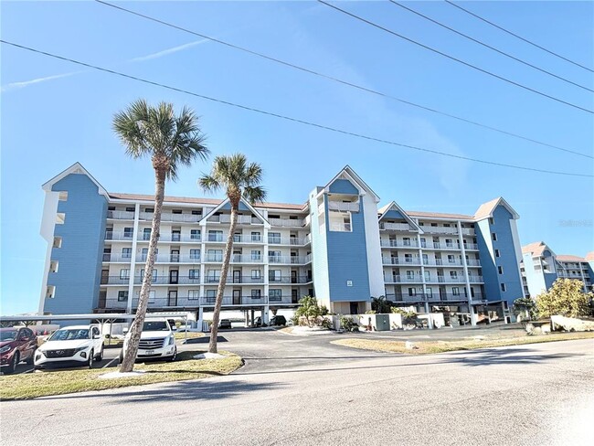 property at 4620 Bay Blvd