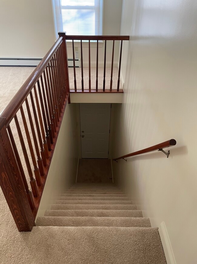 228 Washington St, Unit Apt #2 in Morrisville, PA - Foto de edificio - Building Photo