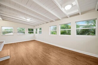 766 NW 42nd St in Fort Lauderdale, FL - Building Photo - Building Photo