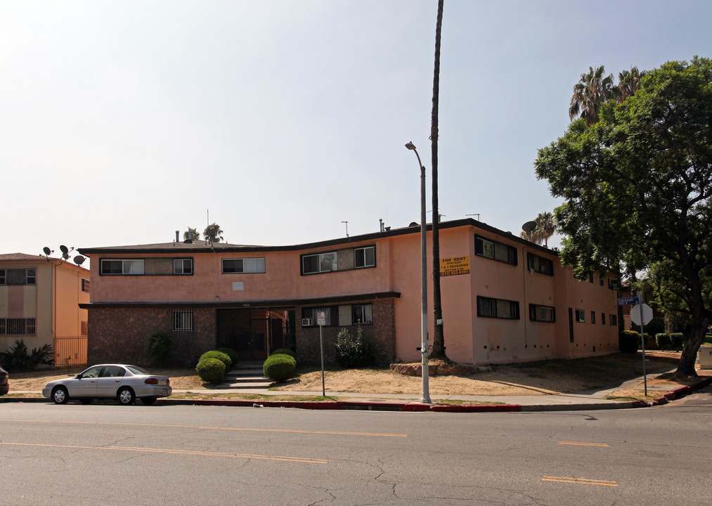 4530 Coliseum St in Los Angeles, CA - Building Photo