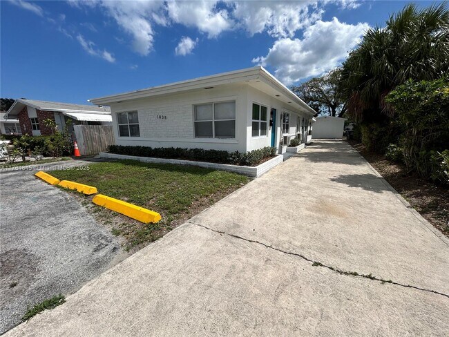 1838 McKinley St in Hollywood, FL - Building Photo - Building Photo