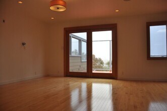 126 Shields St in San Francisco, CA - Building Photo - Building Photo