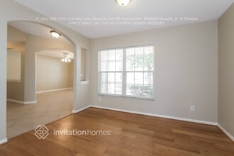 4229 Berkeley Dr in Parrish, FL - Foto de edificio - Building Photo