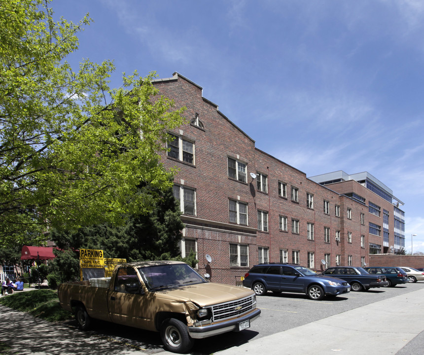 Maplewood Apartments in Denver, CO - Foto de edificio