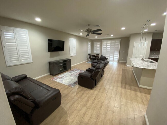 4405 Duck Harbor Ave in North Las Vegas, NV - Building Photo - Building Photo