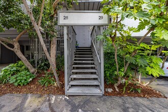 317 Monterey Rd in South Pasadena, CA - Building Photo - Building Photo
