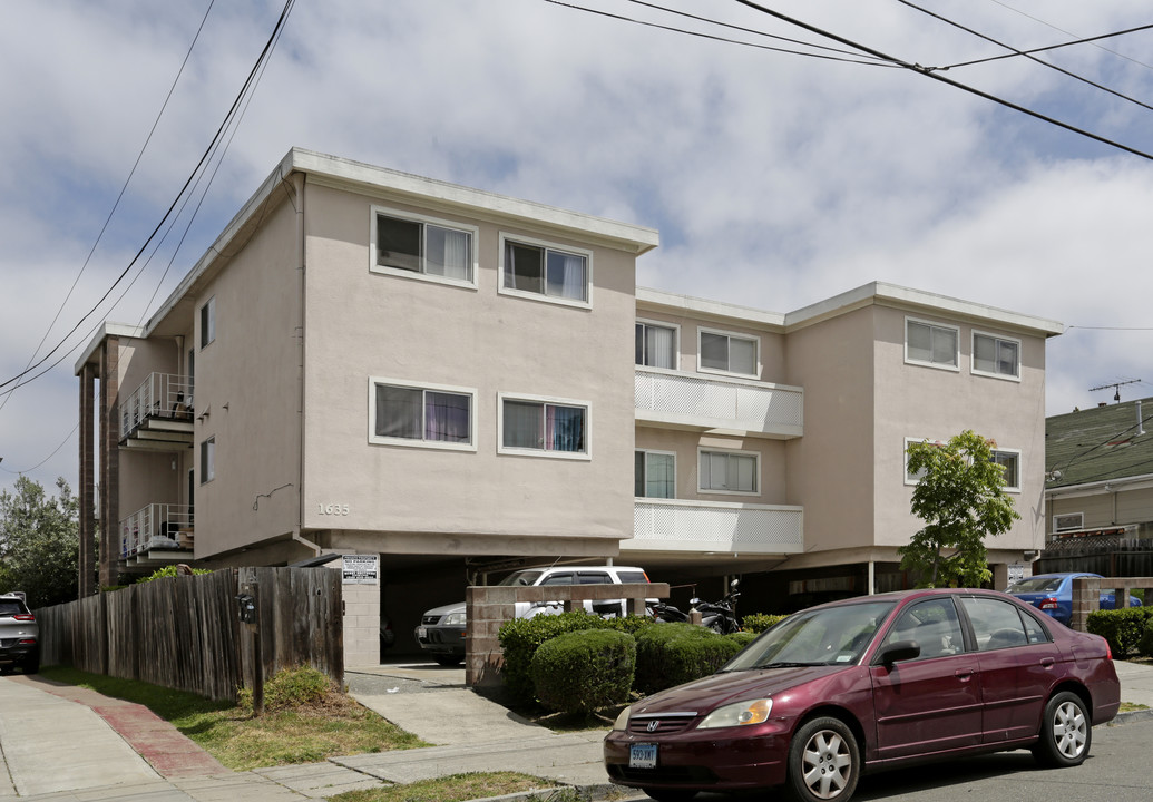 1635-1637 Julia St in Berkeley, CA - Building Photo