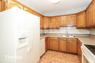 7000 SW 12th St in Pembroke Pines, FL - Building Photo - Building Photo