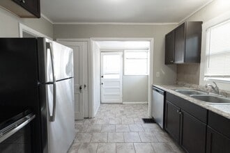 111 E Forest Ave in Columbia, MO - Building Photo - Building Photo