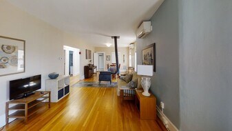 307 Tappan St, Unit 3 in Brookline, MA - Building Photo