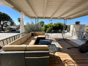 6130 N 12th Way in Phoenix, AZ - Building Photo - Building Photo