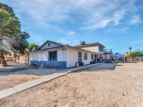 1641 N Lamont St in Las Vegas, NV - Building Photo - Building Photo