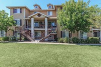 Chesapeake Bay Apartments in Tracy, CA - Building Photo - Building Photo