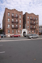 26 Elmwood Avenue in Irvington, NJ - Building Photo - Building Photo