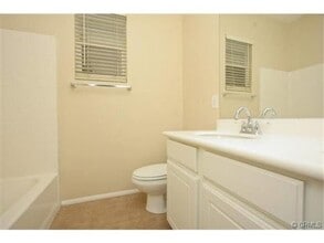 15953 Begonia Ave in Chino, CA - Building Photo - Building Photo