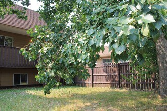 Loran Townhomes in Dawson Creek, BC - Building Photo - Building Photo