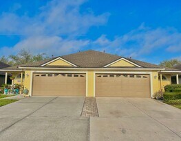 1131 Zephyrhills Byp in Zephyrhills, FL - Building Photo