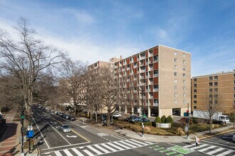 Potomac Place Tower in Washington, DC - Building Photo - Building Photo