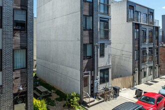 837-847 N 16th St in Philadelphia, PA - Building Photo - Building Photo