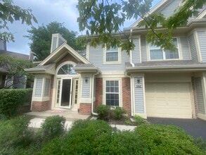 1284 Old Mill Ln in Elk Grove Village, IL - Building Photo - Building Photo