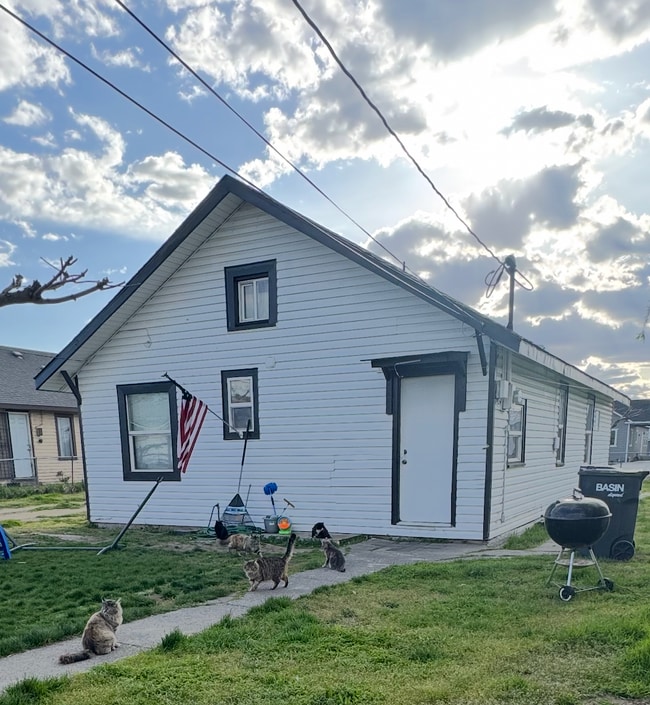805 S 5th Ave