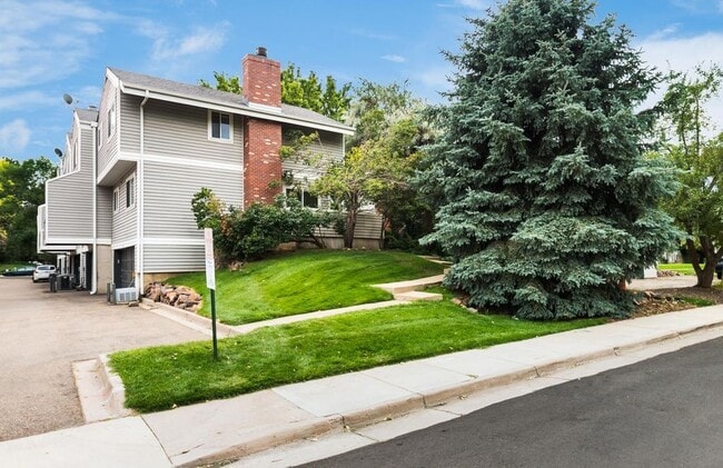 231 S Nome St in Aurora, CO - Building Photo - Building Photo