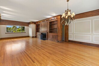 1 W Santa Inez Ave in San Mateo, CA - Building Photo - Building Photo