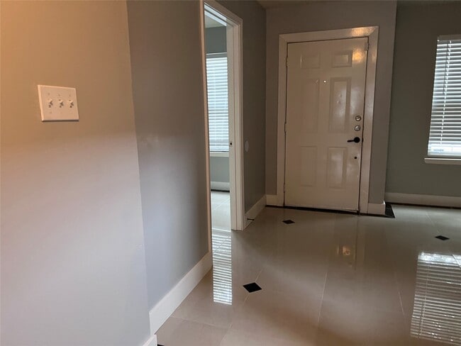 property at 19818 Lindenwick Ct