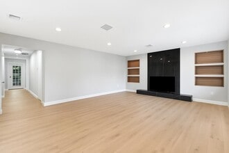 15 Barnes Dr in Ridgefield Park, NJ - Building Photo - Building Photo