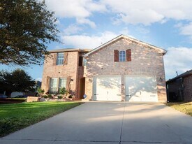 4301 Latigo Cir in Fort Worth, TX - Building Photo