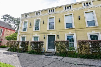 5202 Arboles Dr in Houston, TX - Building Photo - Building Photo