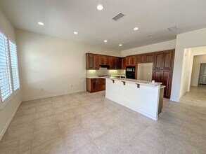 23731 Forest View Ct in Santa Clarita, CA - Building Photo - Building Photo