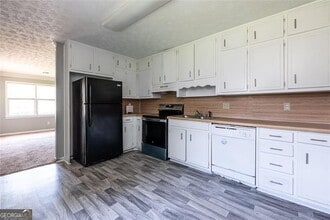 469 SOUTHERN in Lawrenceville, GA - Building Photo - Building Photo