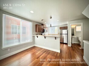 456 N 130th St in Seattle, WA - Building Photo - Building Photo