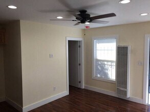 6612 Menlo Ave in Los Angeles, CA - Building Photo - Building Photo