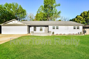 277 S Mt Pleasant Rd in Collierville, TN - Building Photo